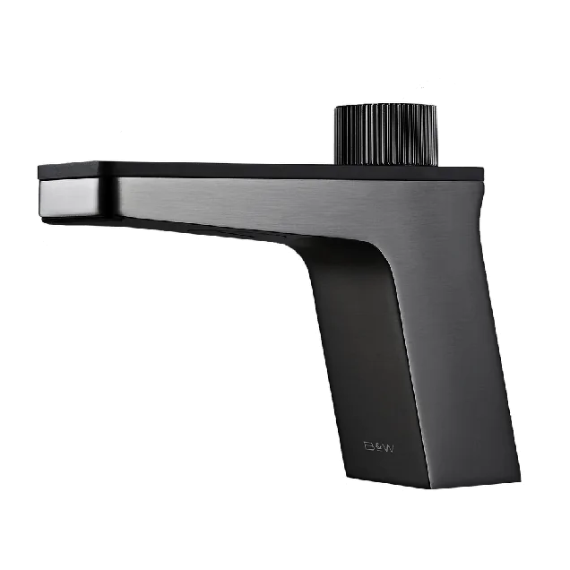 Смеситель для раковины Black&White U7510GM