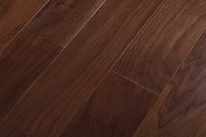 Паркетная доска Baum Comfort Plus Орех Американский Глянец BCP51