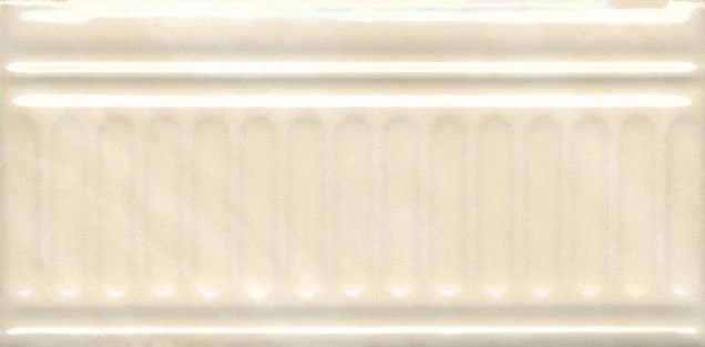 Бордюр Kerama Marazzi 19017/3F Летний сад беж структурированный 20х9,9